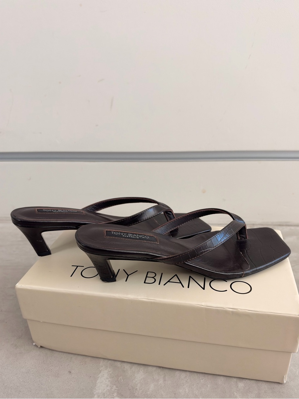 Tony Bianco Topaz (brown croc)